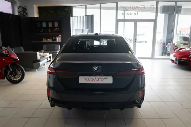 BMW 550 din 2024 cu 25.000 km - oferta BMW115892 - foto 7