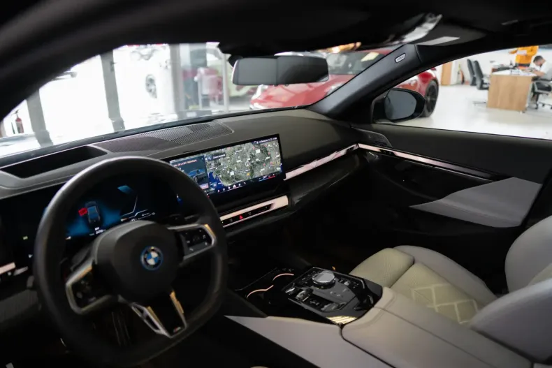 BMW 550 din 2024 cu 25.000 km - oferta BMW115892 - foto 15