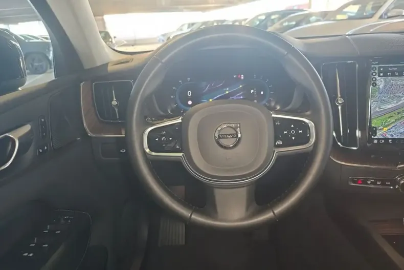 Volvo XC60 din 2023 cu 27.200 km - oferta VOL115893 - foto 11