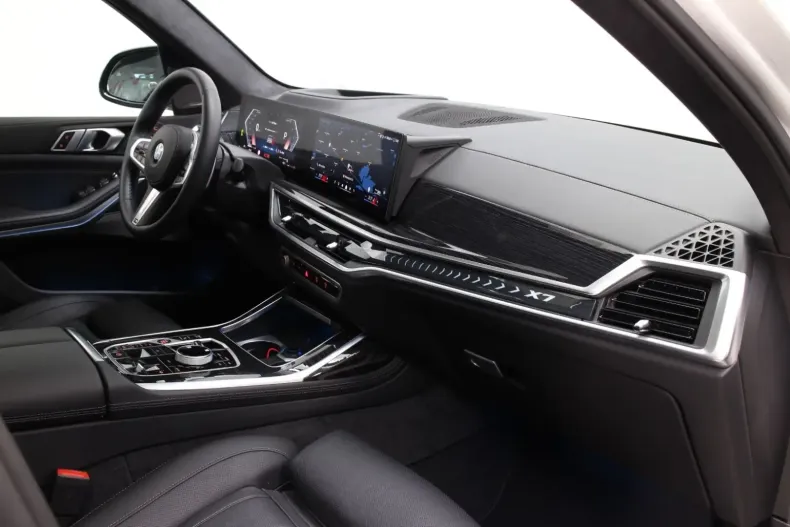 BMW X7 din 2024 cu 8.900 km - oferta BMW115895 - foto 18