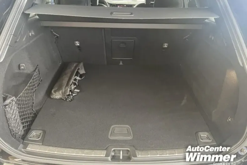 Volvo XC60 din 2020 cu 68.500 km - oferta VOL115900 - foto 19