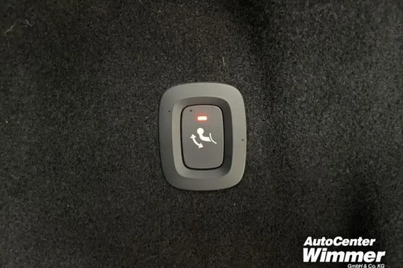 Volvo XC60 din 2020 cu 68.500 km - oferta VOL115900 - foto 20