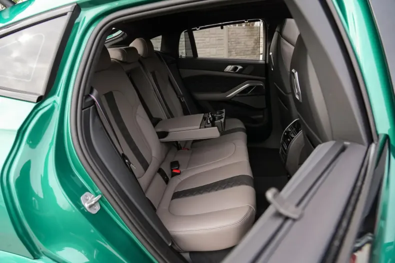 BMW X6 M din 2024 cu 6.107 km - oferta BMW115915 - foto 14