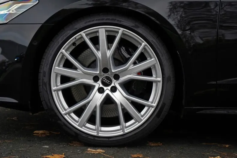 Audi S7 din 2025 cu 1.100 km - oferta AUD115917 - foto 3