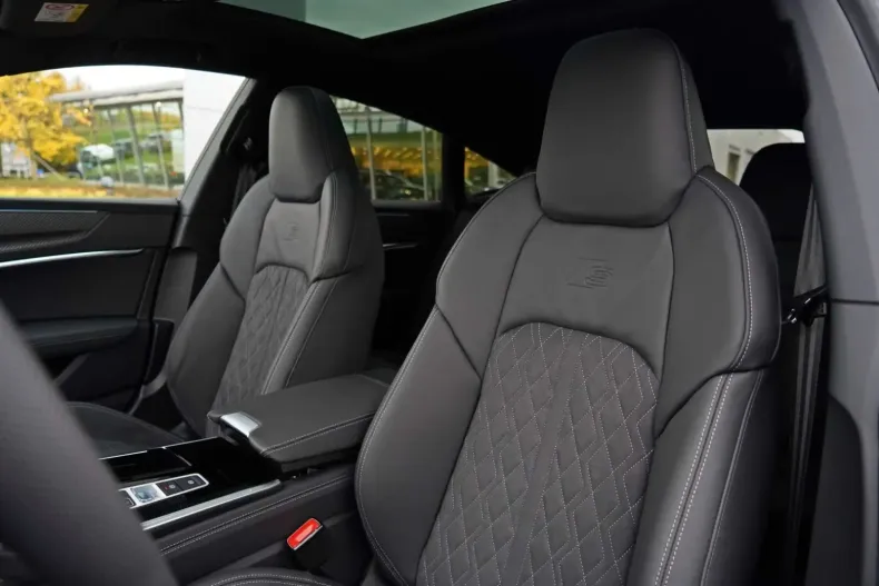 Audi S7 din 2025 cu 1.100 km - oferta AUD115917 - foto 11