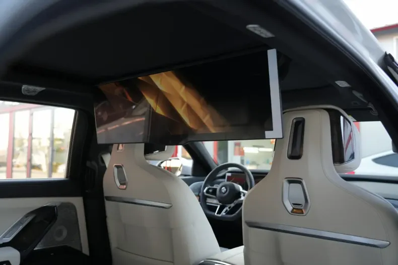 BMW 740 din 2024 cu 50 km - oferta BMW115918 - foto 15