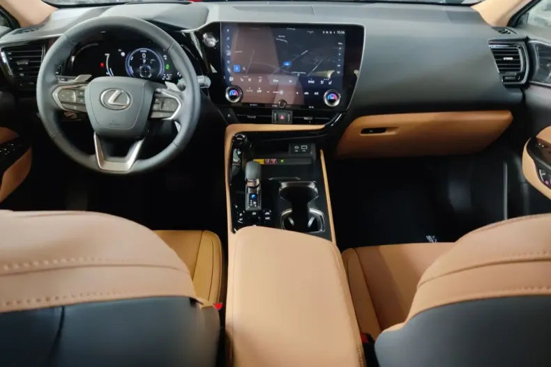 Lexus NX 450h din 2024 cu 35 km - oferta LEX115923 - foto 6