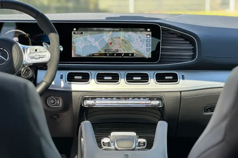 Mercedes-Benz GLE 63 AMG din 2023 cu 11.000 km - oferta MER115924 - foto 19