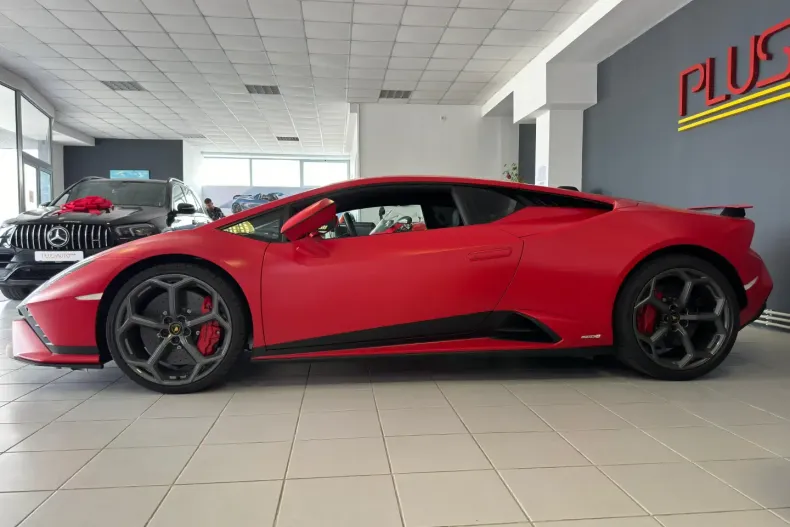 Lamborghini Huracán din 2024 cu 700 km - oferta LAM115925 - foto 6