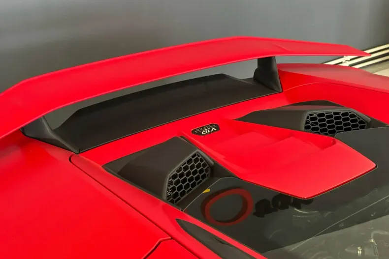 Lamborghini Huracán din 2024 cu 700 km - oferta LAM115925 - foto 12