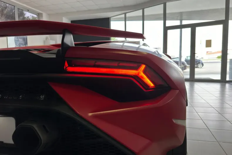 Lamborghini Huracán din 2024 cu 700 km - oferta LAM115925 - foto 14