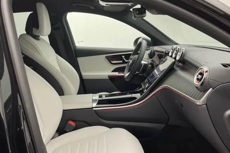 Mercedes-Benz GLC 300 din 2024 cu 7.000 km - oferta MER115926 - foto 9