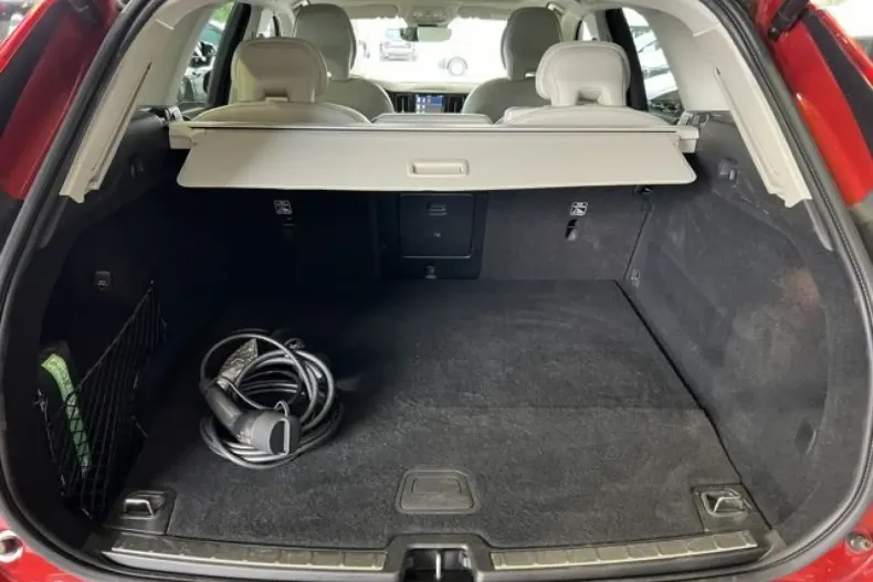 Volvo XC60 din 2023 cu 17.198 km - oferta VOL115929 - foto 14