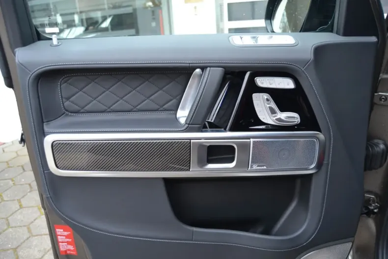 Mercedes-Benz G 63 AMG din 2023 cu 1.750 km - oferta MER115930 - foto 12