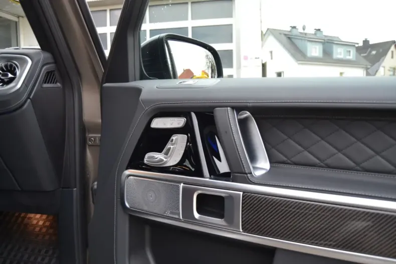 Mercedes-Benz G 63 AMG din 2023 cu 1.750 km - oferta MER115930 - foto 26