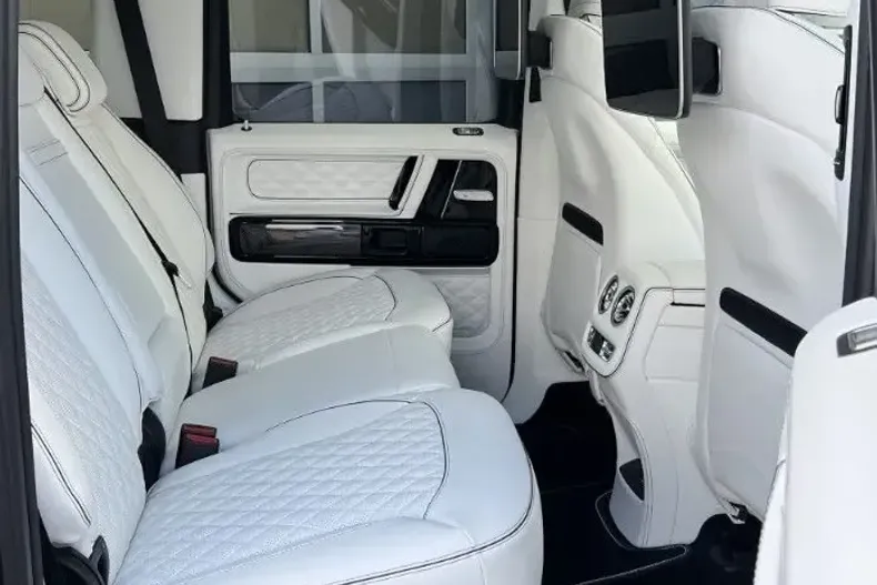 Mercedes-Benz G 63 AMG din 2024 cu 50 km - oferta MER115931 - foto 12