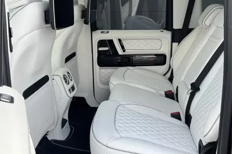 Mercedes-Benz G 63 AMG din 2024 cu 50 km - oferta MER115931 - foto 13