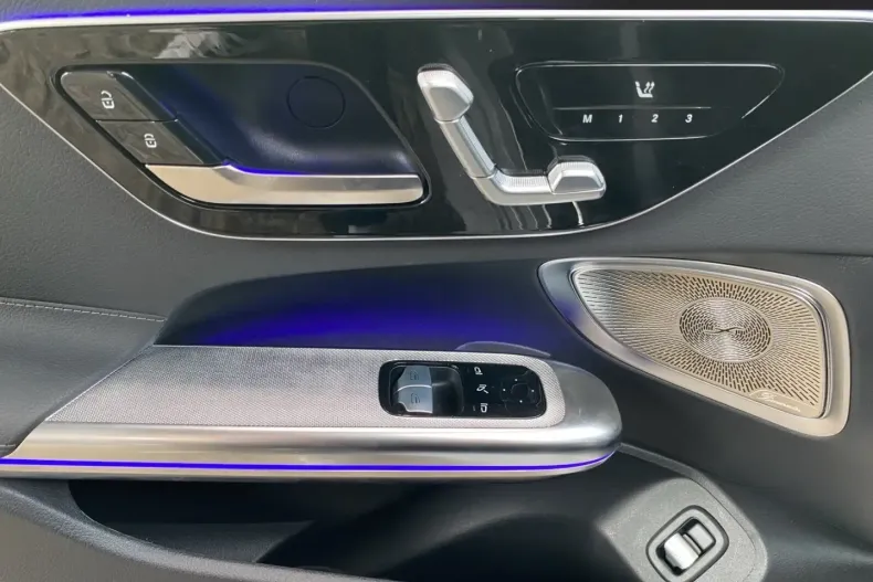 Mercedes-Benz CLE 300 din 2023 cu 5.996 km - oferta MER115934 - foto 14