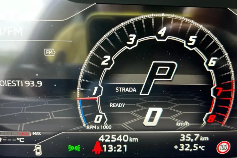 Lamborghini Urus din 2022 cu 42.800 km - oferta LAM115935 - foto 11