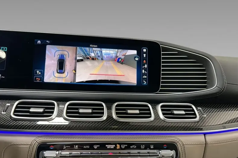 Mercedes-Benz GLE 63 AMG din 2023 cu 4.900 km - oferta MER115937 - foto 12