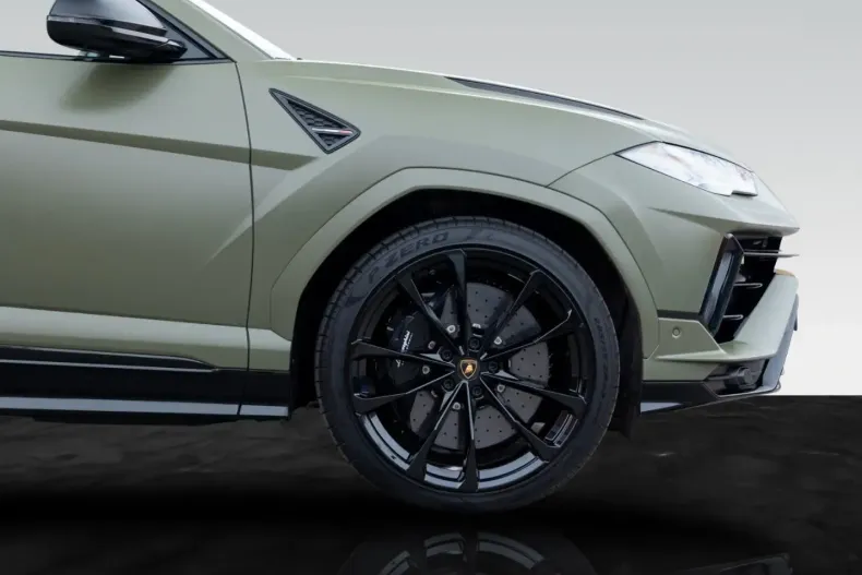 Lamborghini Urus din 2023 cu 4.999 km - oferta LAM115942 - foto 4