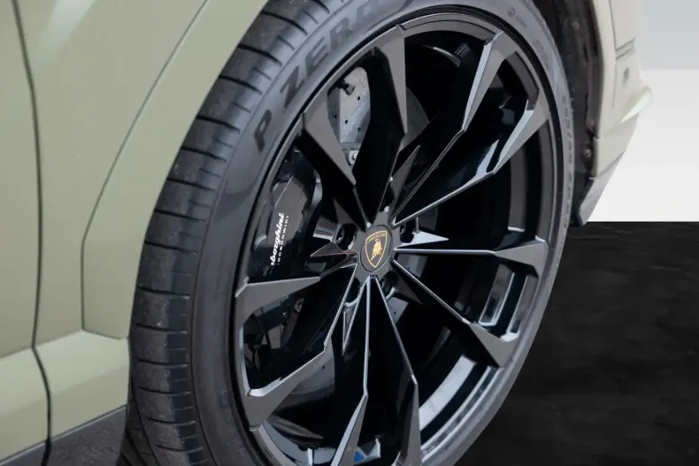 Lamborghini Urus din 2023 cu 4.999 km - oferta LAM115942 - foto 10