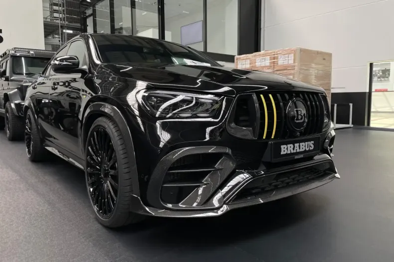 Mercedes-Benz GLE 63 AMG din 2024 cu 100 km - oferta MER115943 - foto 1