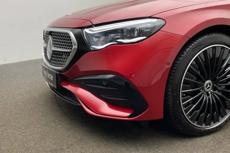 Mercedes-Benz E 220 din 2023 cu 5.000 km - oferta MER115944 - foto 6