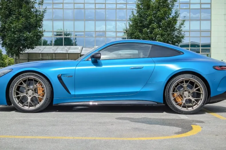 Mercedes-Benz AMG GT din 2024 cu 50 km - oferta MER115948 - foto 4