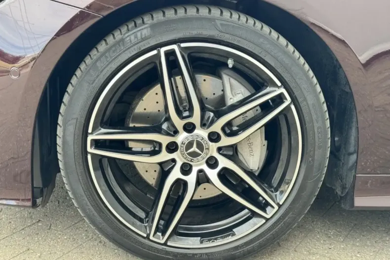 Mercedes-Benz E 220 din 2020 cu 102.500 km - oferta MER115949 - foto 5