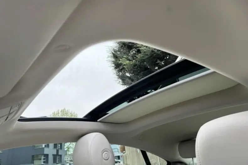 Mercedes-Benz E 220 din 2020 cu 102.500 km - oferta MER115949 - foto 10