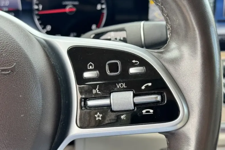 Mercedes-Benz E 220 din 2020 cu 102.500 km - oferta MER115949 - foto 12