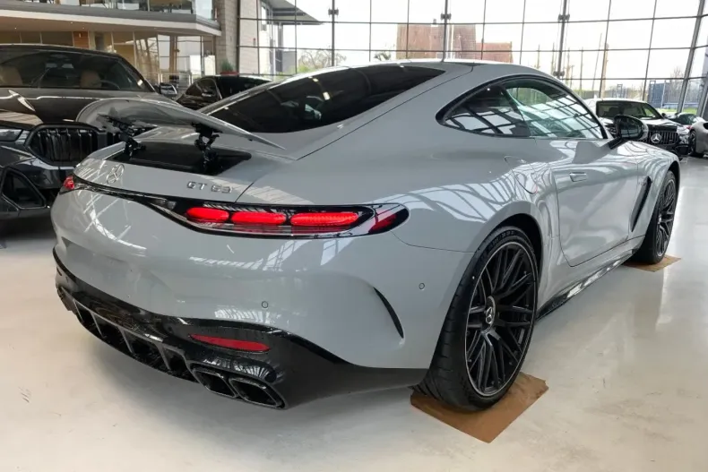 Mercedes-Benz AMG GT din 2024 cu 50 km - oferta MER115951 - foto 3