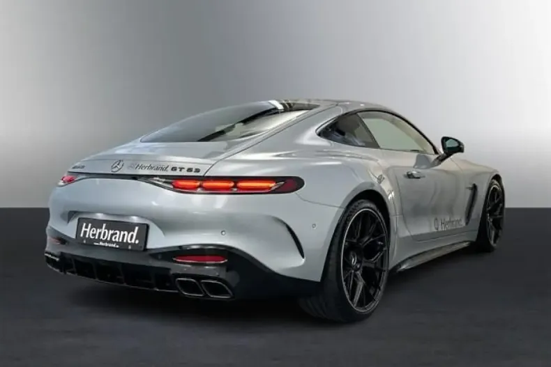 Mercedes-Benz AMG GT din 2024 cu 1.980 km - oferta MER115952 - foto 3