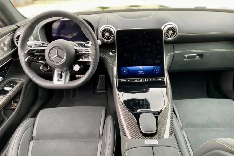 Mercedes-Benz AMG GT din 2024 cu 4.000 km - oferta MER115953 - foto 10