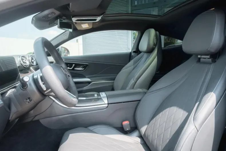 Mercedes-Benz CLE 450 din 2024 cu 3.000 km - oferta MER115959 - foto 11