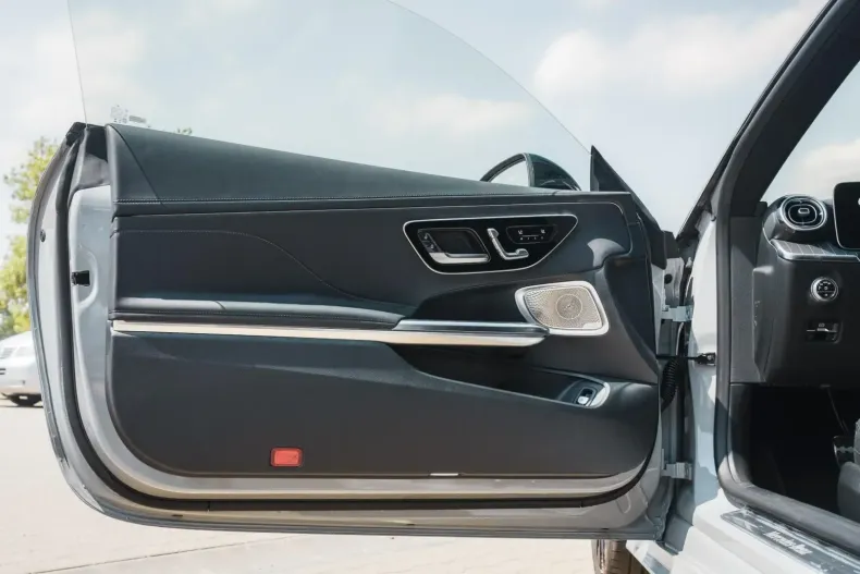 Mercedes-Benz CLE 450 din 2024 cu 3.000 km - oferta MER115959 - foto 13