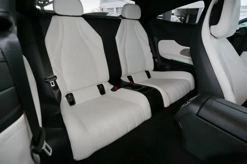 Mercedes-Benz CLE 220 din 2023 cu 22.600 km - oferta MER115960 - foto 12