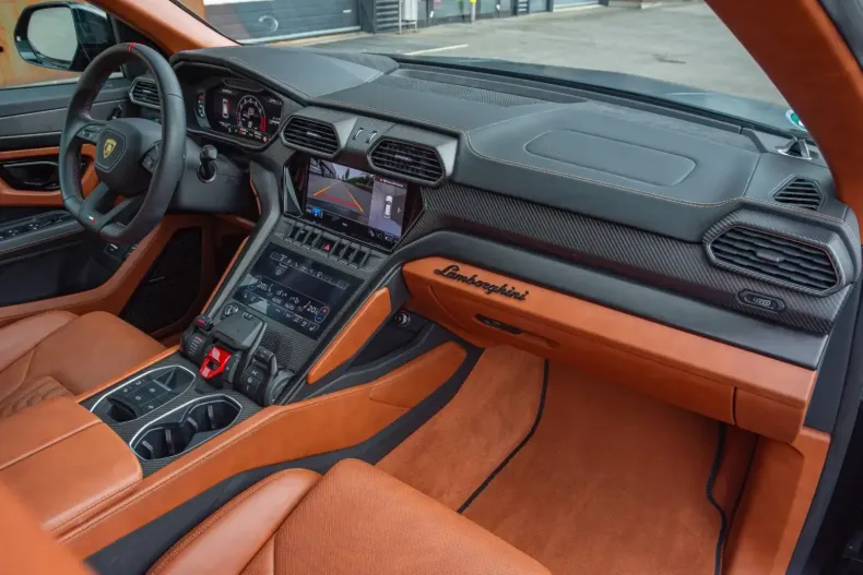 Lamborghini Urus din 2023 cu 39.568 km - oferta LAM115961 - foto 16