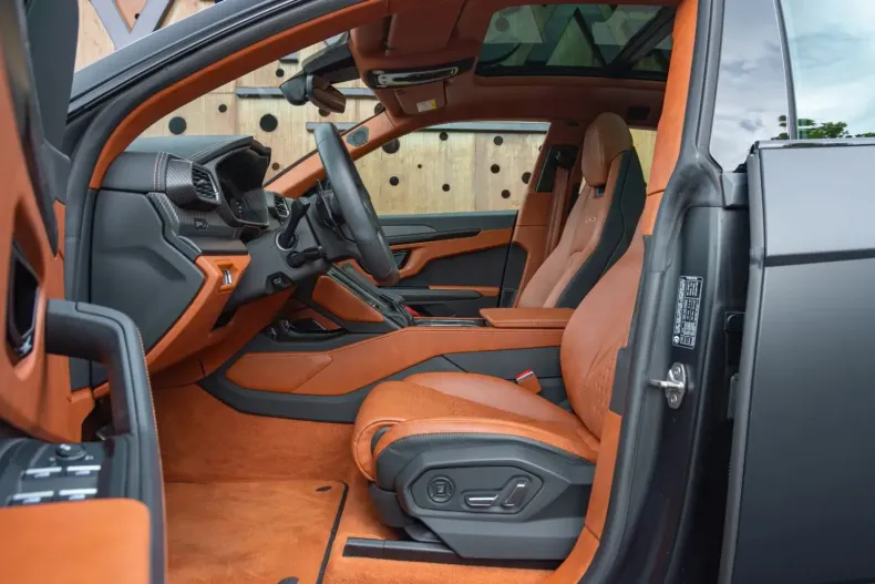 Lamborghini Urus din 2023 cu 39.568 km - oferta LAM115961 - foto 17