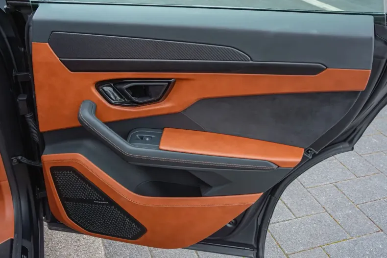 Lamborghini Urus din 2023 cu 39.568 km - oferta LAM115961 - foto 29