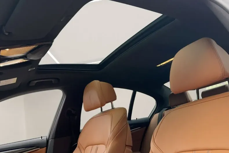 BMW 520 din 2021 cu 69.000 km - oferta BMW115962 - foto 13