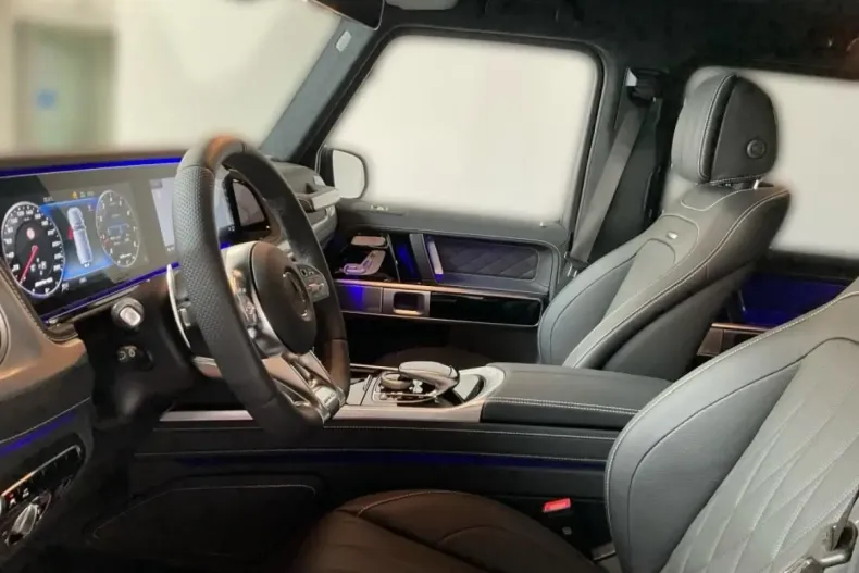 Mercedes-Benz G 63 AMG din 2024 cu 4.900 km - oferta MER115963 - foto 4