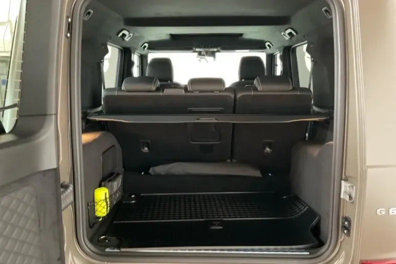 Mercedes-Benz G 63 AMG din 2024 cu 4.900 km - oferta MER115963 - foto 13