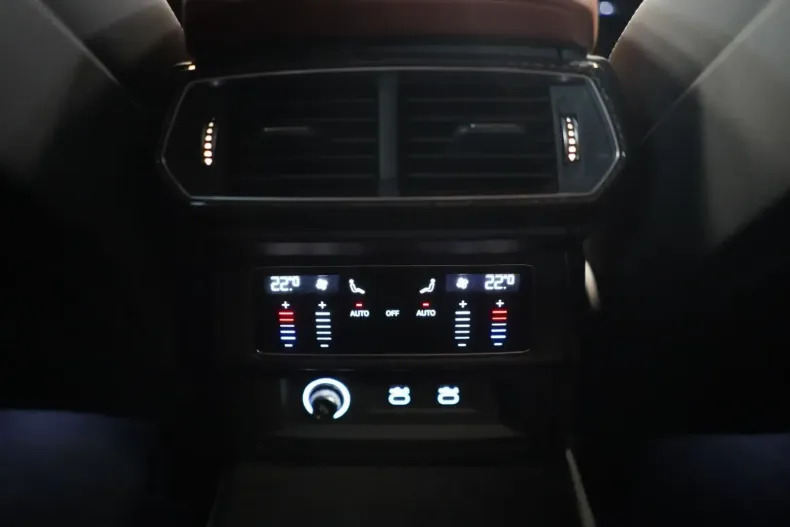 Lamborghini Urus din 2024 cu 50 km - oferta LAM115964 - foto 9