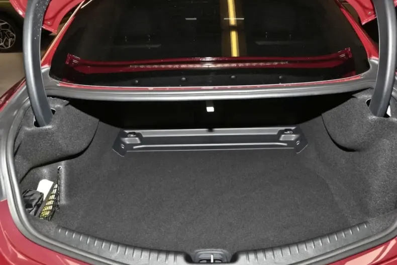 Mercedes-Benz CLE 200 din 2023 cu 4.600 km - oferta MER115965 - foto 5