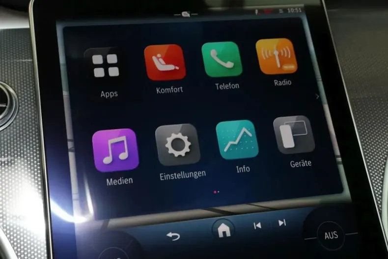 Mercedes-Benz CLE 200 din 2023 cu 4.600 km - oferta MER115965 - foto 7