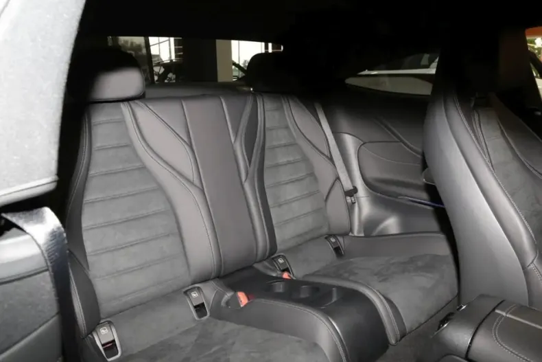 Mercedes-Benz CLE 200 din 2023 cu 4.600 km - oferta MER115965 - foto 17