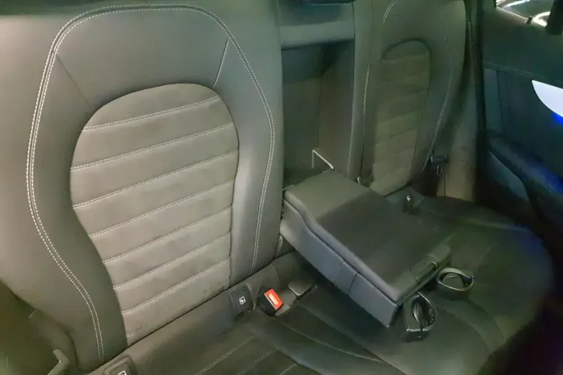 Mercedes-Benz GLC 300 din 2021 cu 66.423 km - oferta MER115966 - foto 7