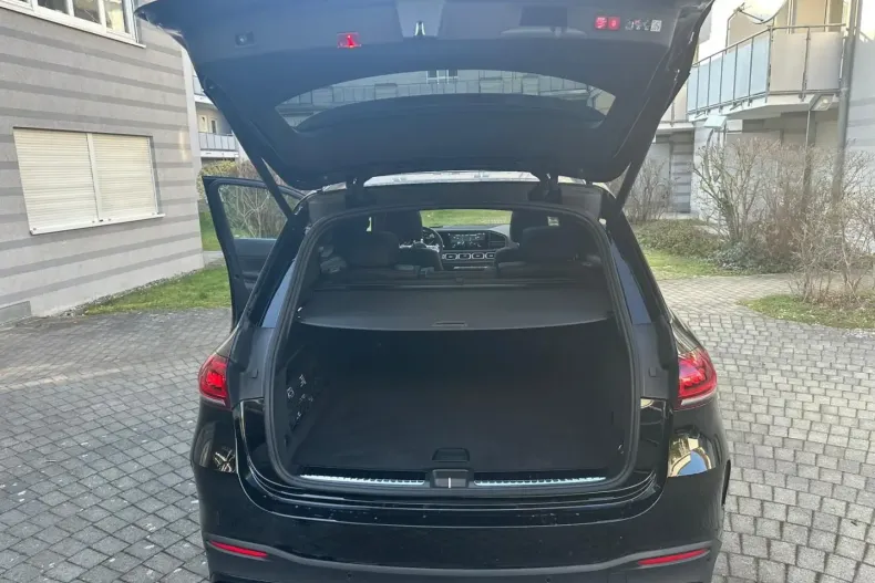 Mercedes-Benz GLE 63 AMG din 2022 cu 15.000 km - oferta MER115969 - foto 14